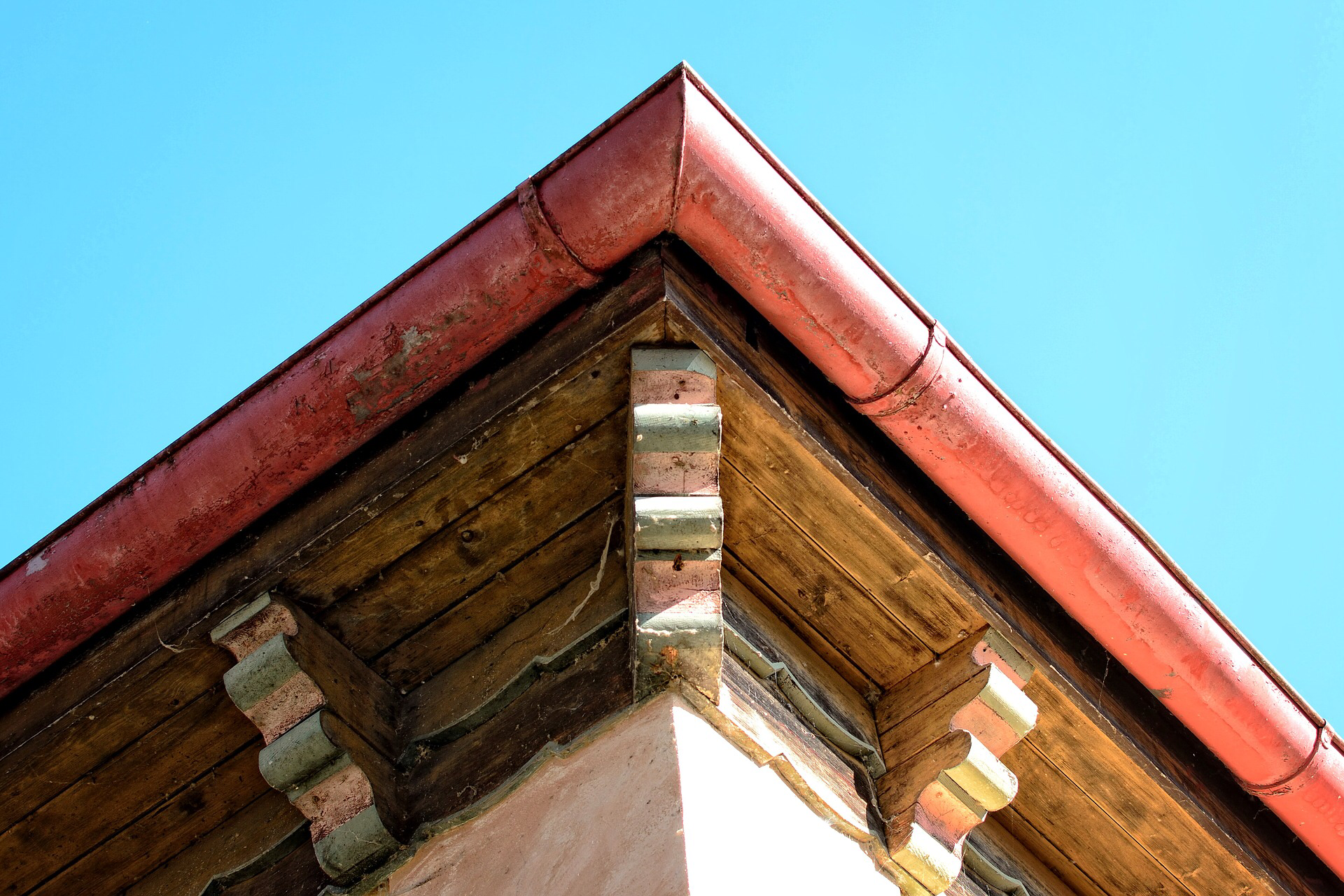 3 Tips To Help You Safely Clean Out Your Gutters Kingdom Roofing